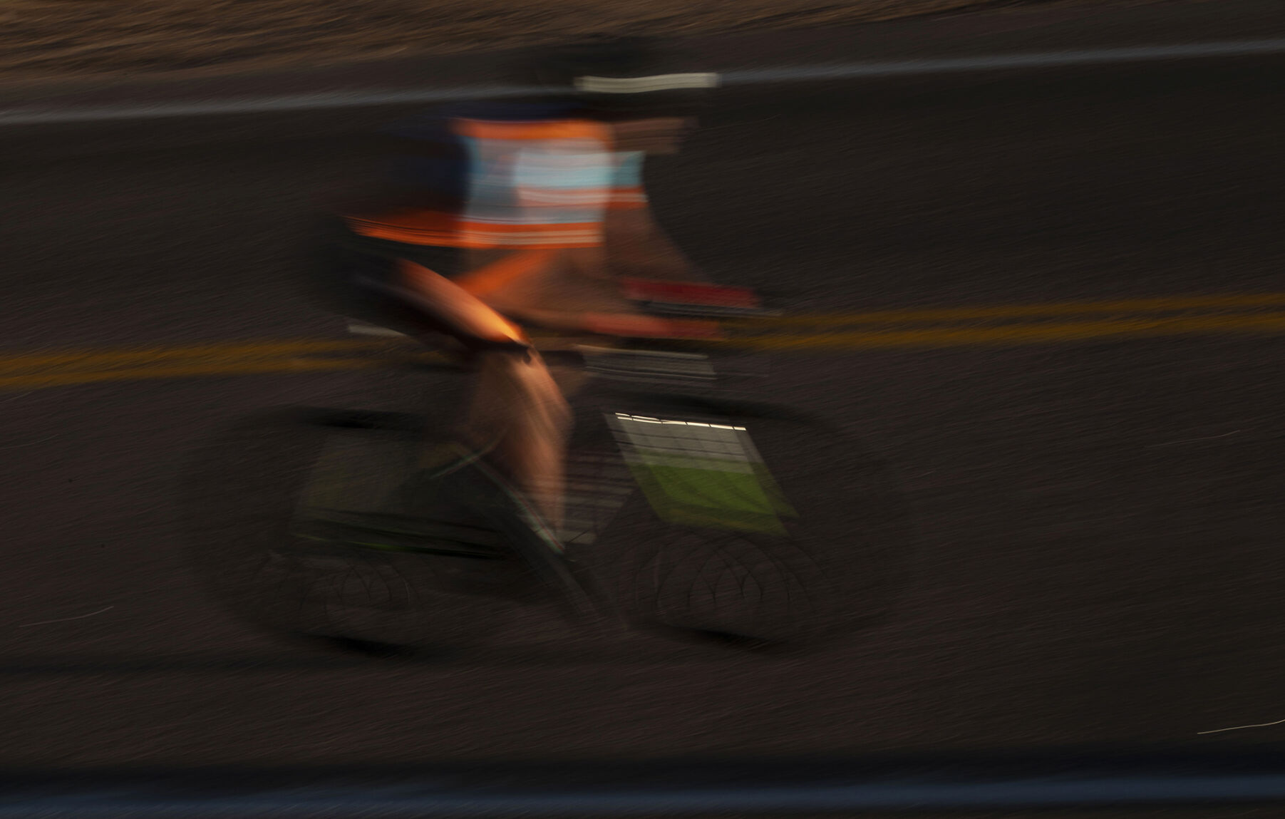 080920-news-cyclinghillclimb 10.jpg